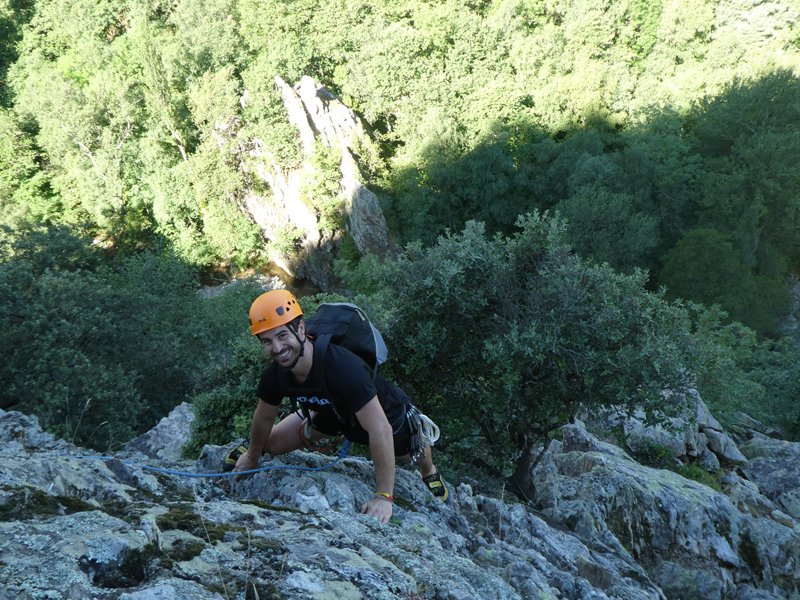 escalade grande voie casteil pyrenees orientales