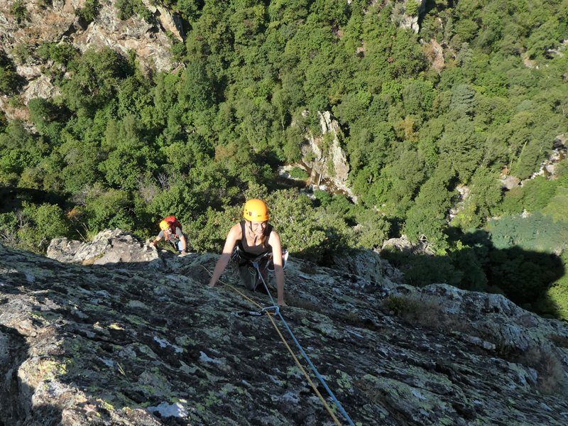 escalade grande voie pyrnees orientales castei canigou